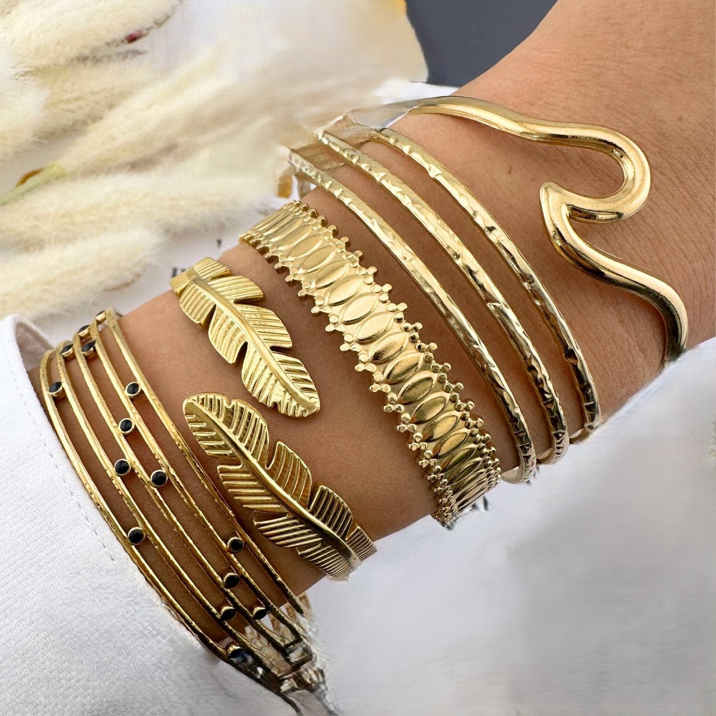 Whispervine Bangle