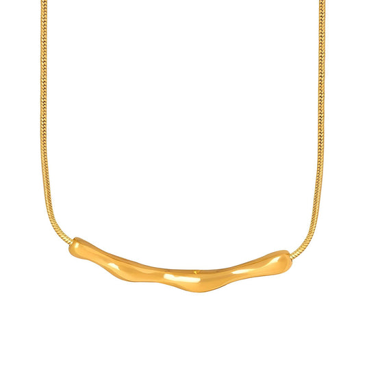 Barre Curve Necklace